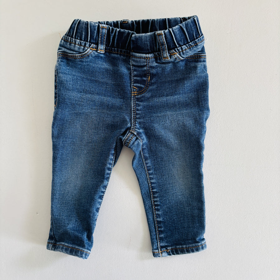 G - Curated Cubs