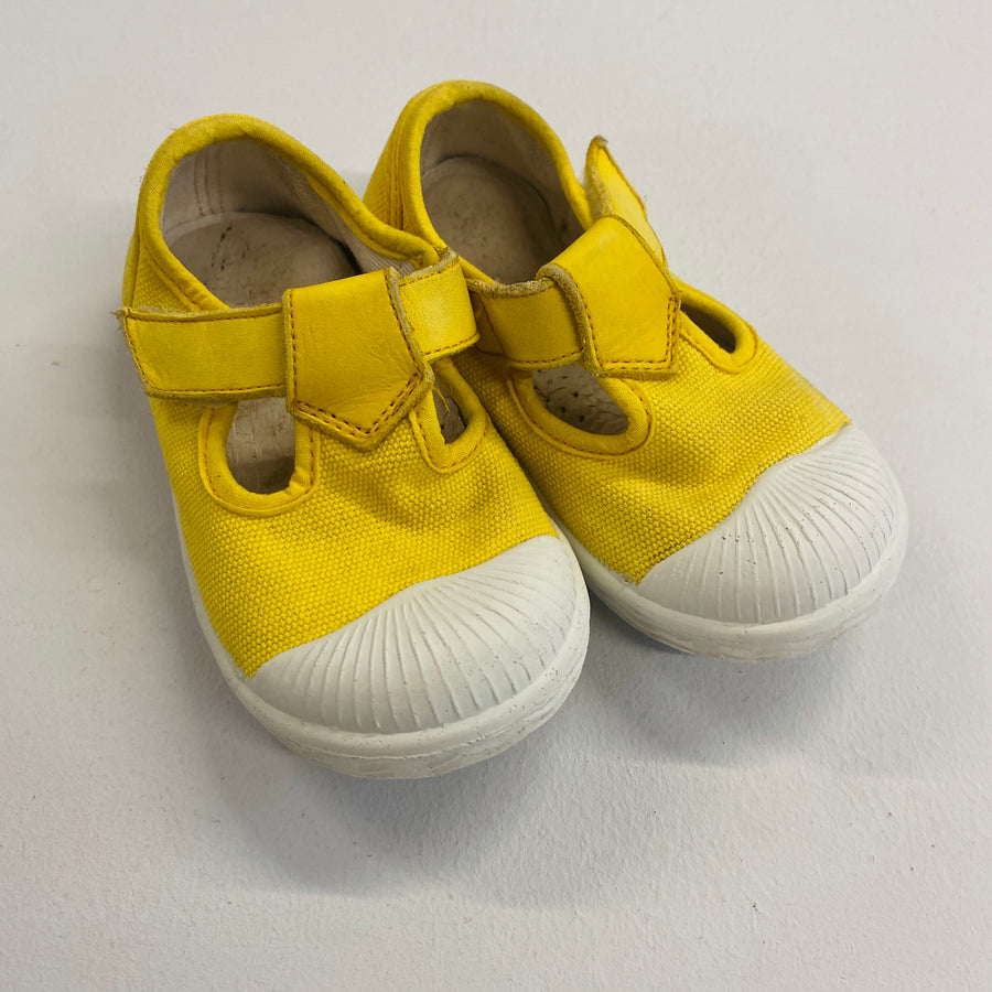 Mary Jane Runners | 6 Shoes (Toddler)