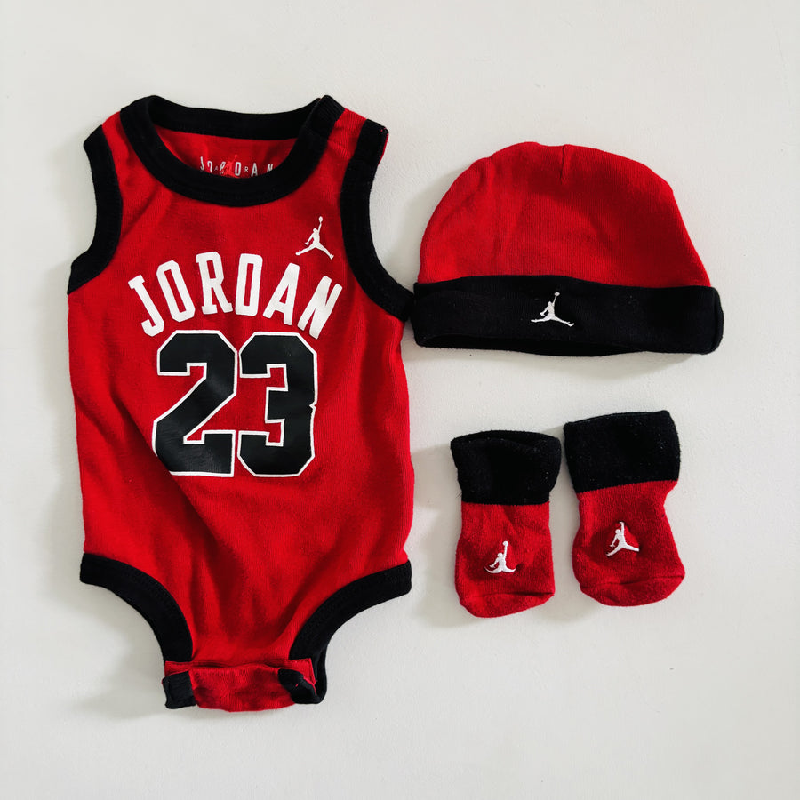 e - Curated Cubs