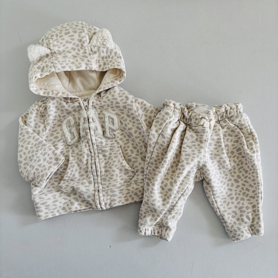 S - Curated Cubs