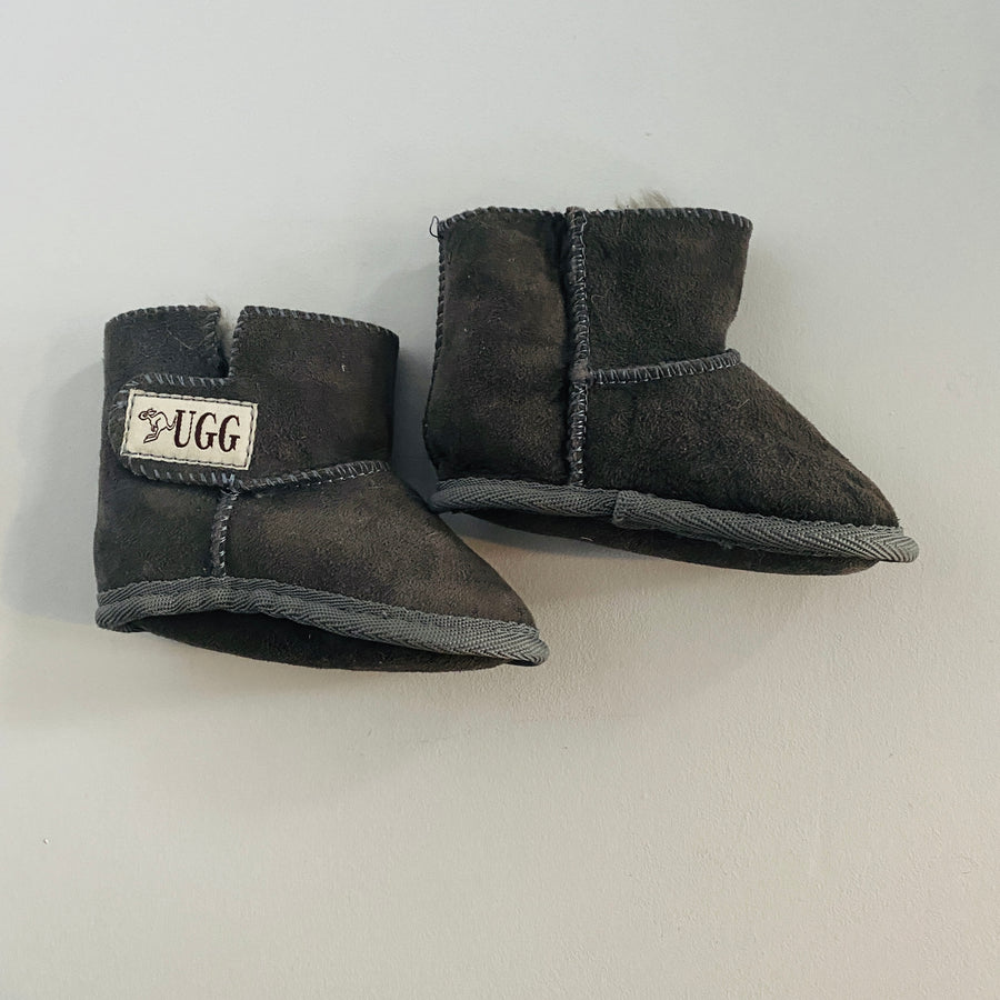 Fur Lined Booties | 3 Shoes (Infant)