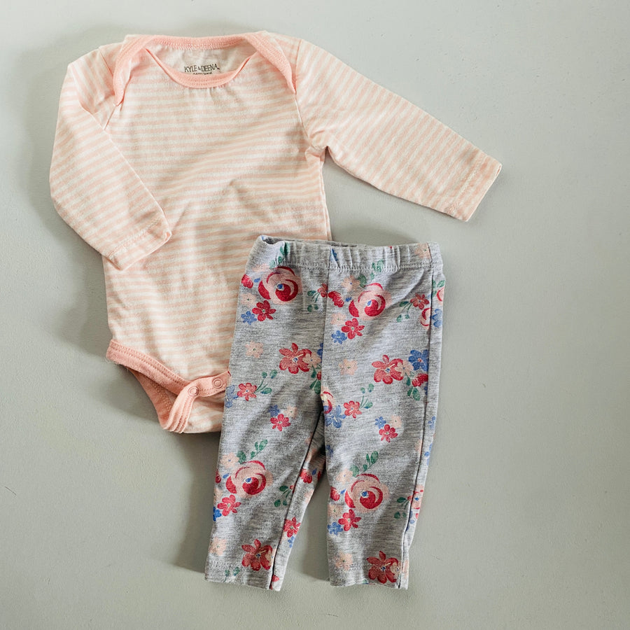 Stripe + Flower Set | 0-3mos