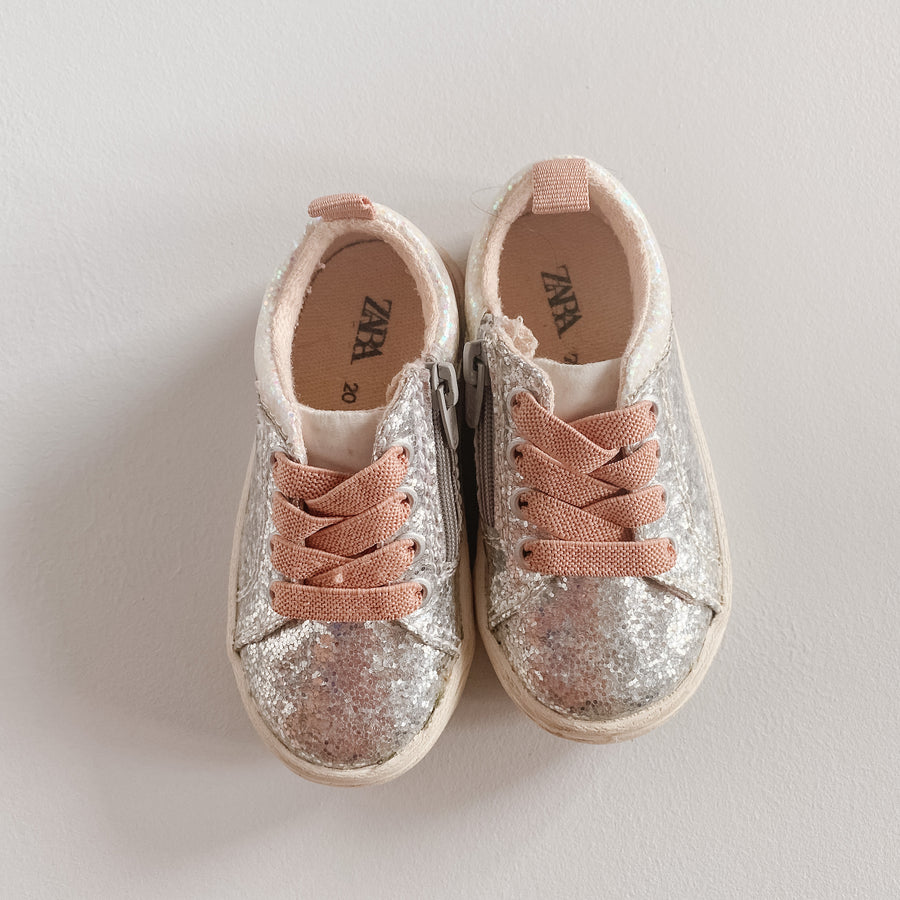 Sparkle Runners | 4 Shoes