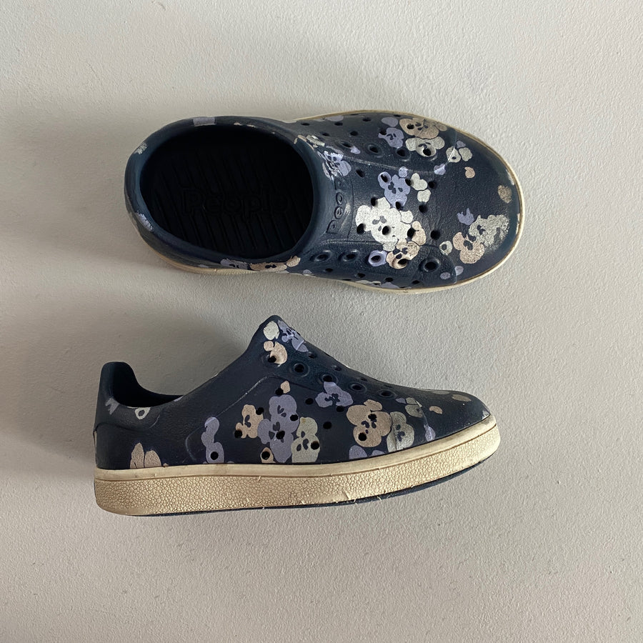 Flower Sandals | 6 Shoes