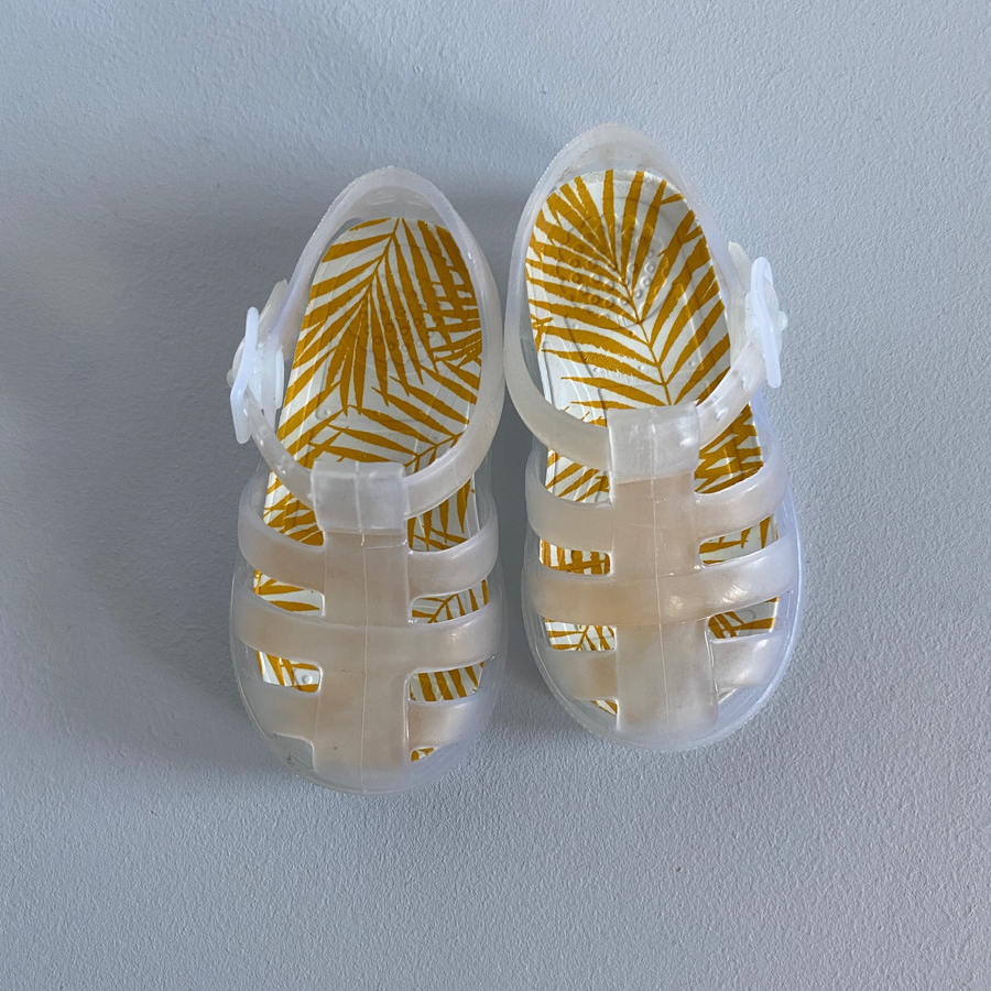 Jelly Sandals | 3 Shoes