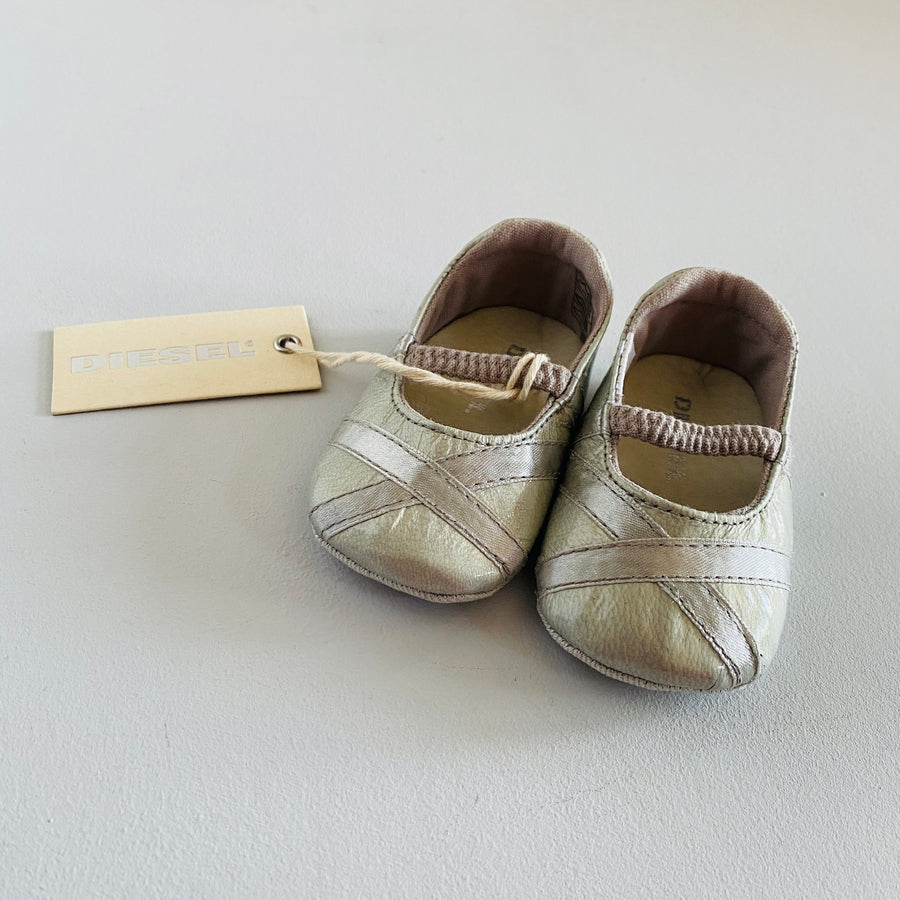 Silver Crib Shoes | 2 Shoes (Infant)
